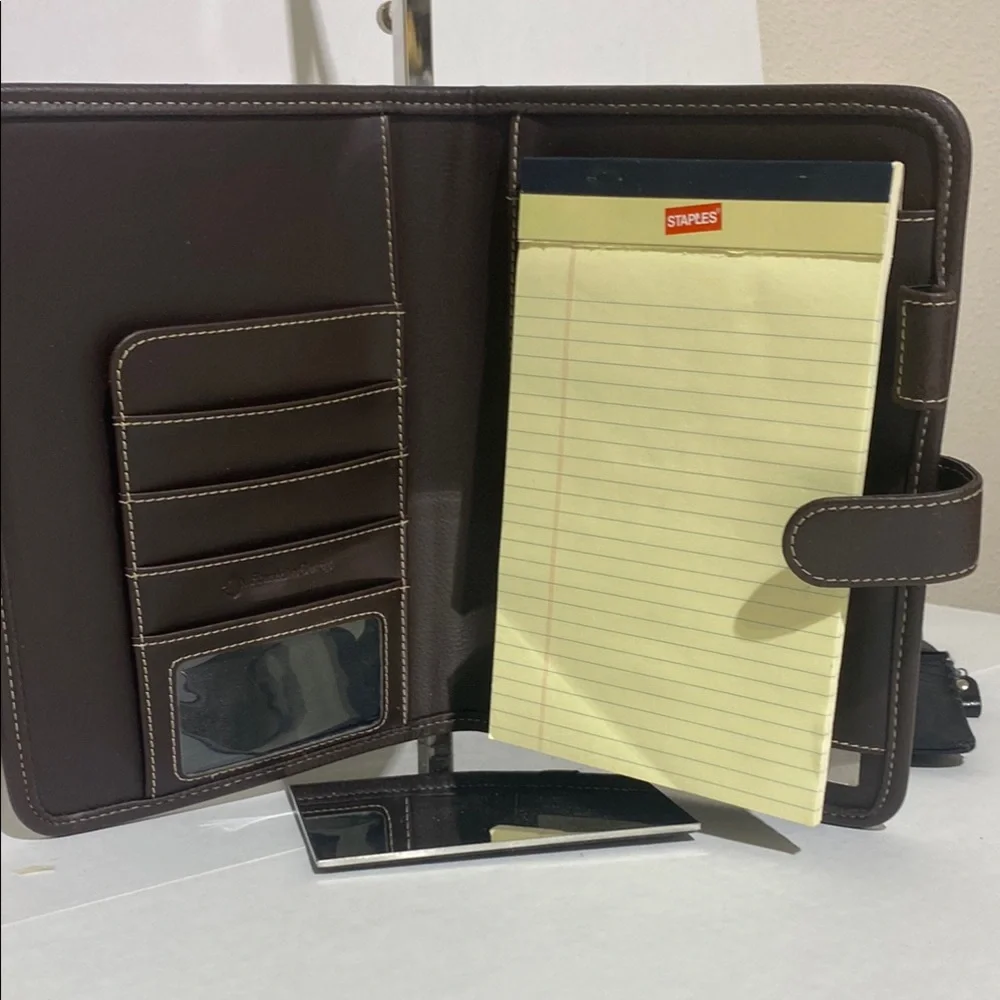 VGUC. Franklin Covey Brown Leather Planner